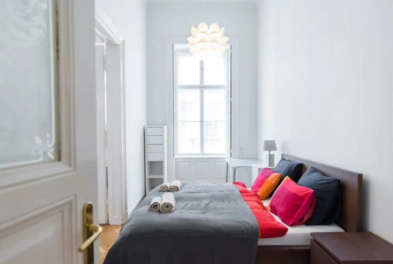 Broadway Apartment Budapest